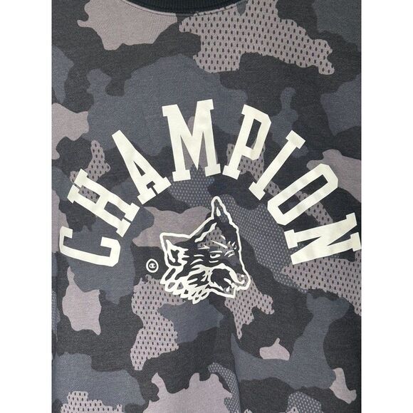 Champion Men's Camo Crewneck Sweatshirt Wolf Logo Pullover, Size L, NWT - Picture 4 of 10